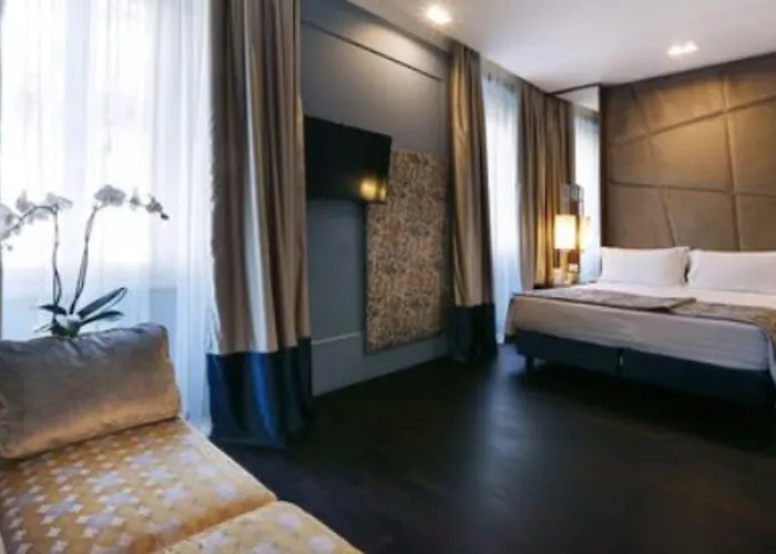 Stendhal Luxury Hotel 4*