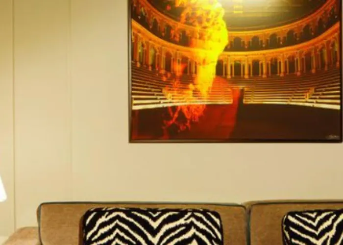 Stendhal Luxury Hotel 4*