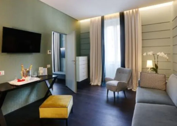 Stendhal Luxury