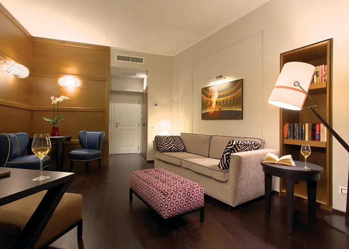 Stendhal Luxury Hotel 4*