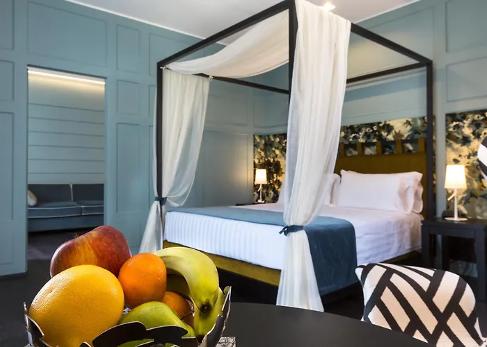 Stendhal Luxury